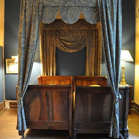 Bed and Breakfast Chateau De Lanquais Exterior foto